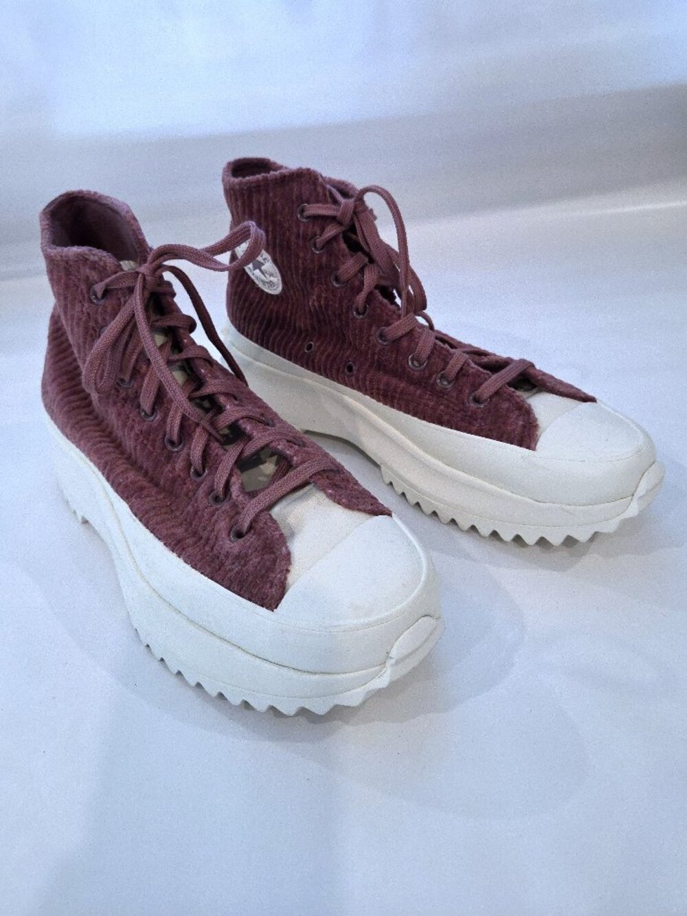 NWOT Converse Plum Corduroy Fleece Lined Platform Hi-Top Shoes Size 10.5